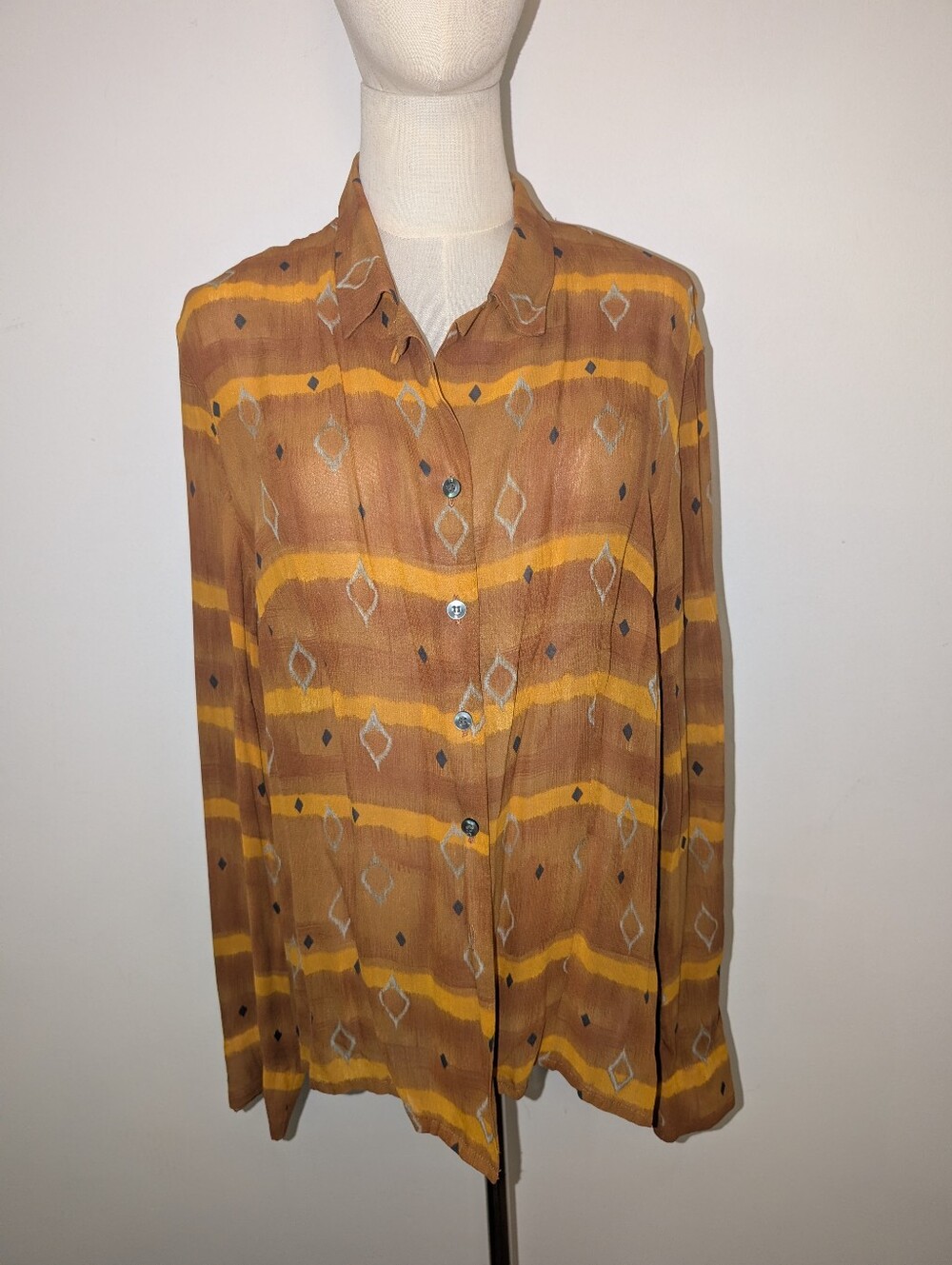 Vintage Earth-Tone Striped Button-Up Blouse in Mustard & Brown